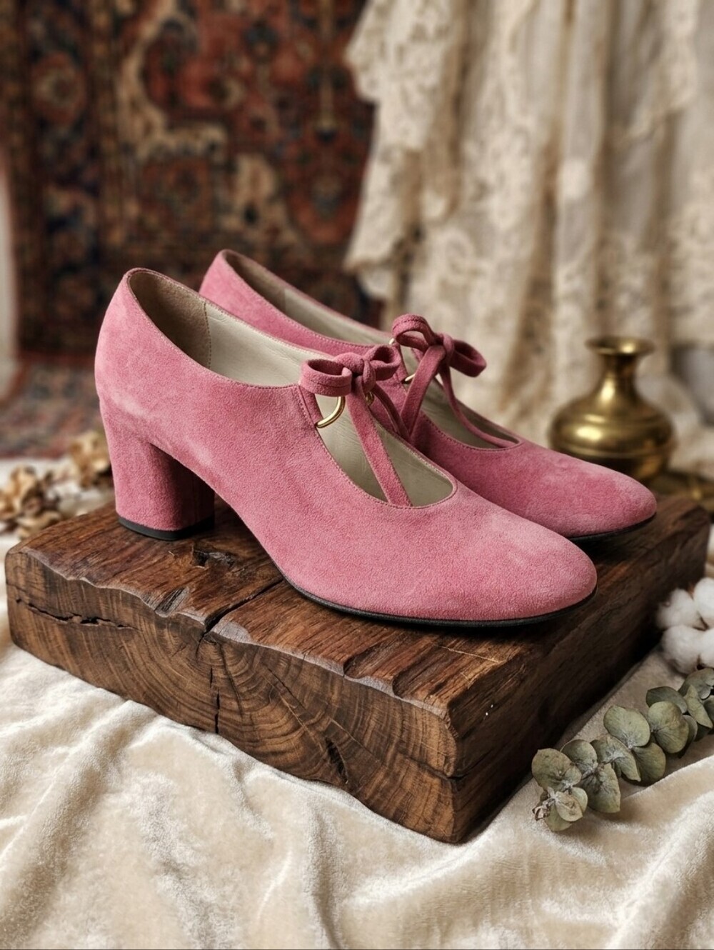 Vintage Francesco by Mancini Pink Suede Heels - Size 8B, Made in Italy